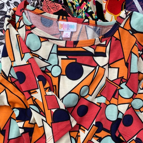 LuLaRoe Julia’s - Picture 2 of 3